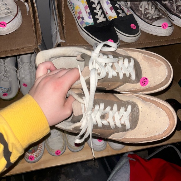 Custom Nikes - Picture 9 of 11